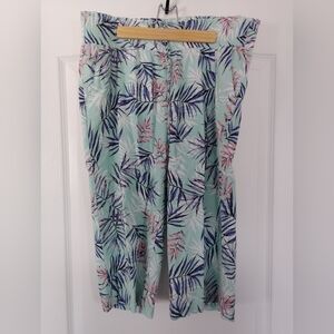 Tropical Leaf Print Capris